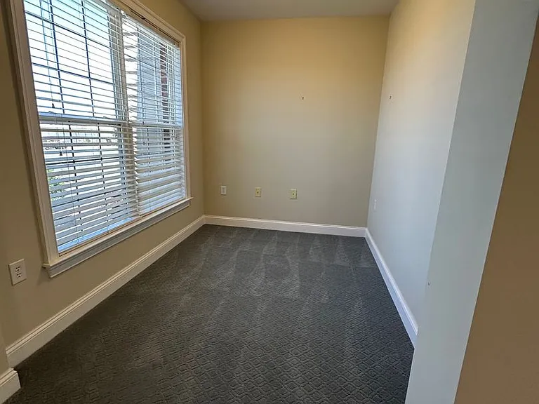 1501 Glenwood Station Ln #304 — Photo 18