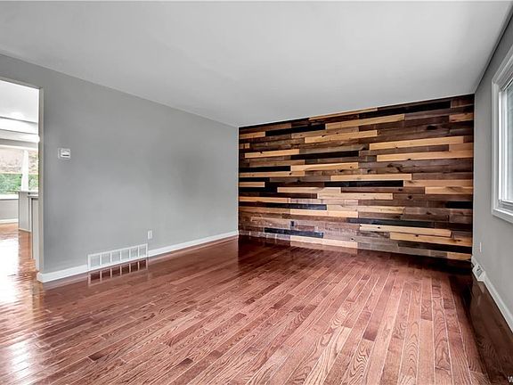 2nd image of 217 Altair Dr