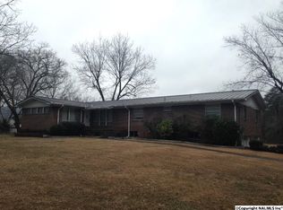 315 Riverside Dr, Gadsden, AL 35903