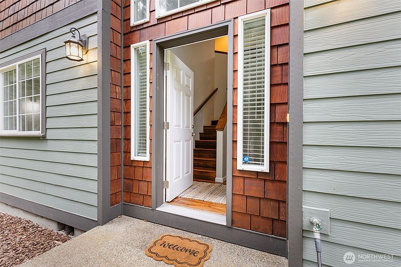 5th image of 15219 Wright Bliss Road NW