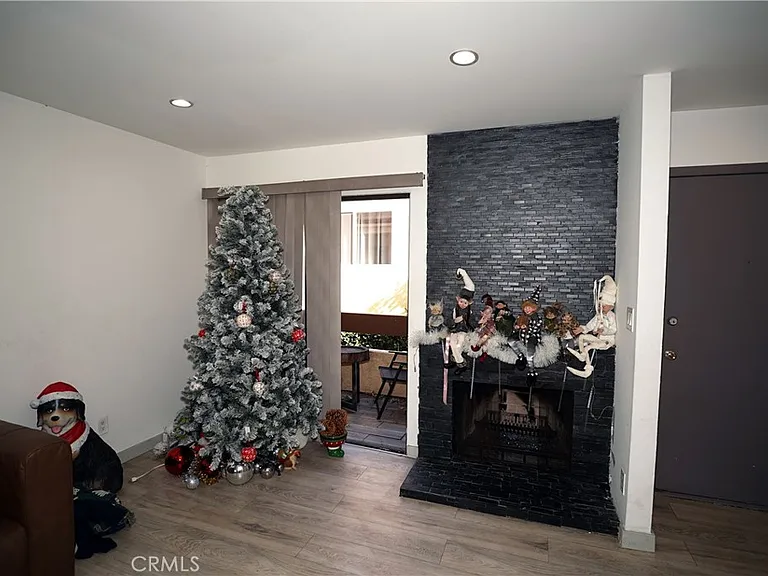 18954 Sherman Way #3 — Photo 9