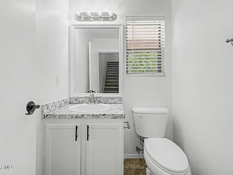 742 N 112th Dr — Photo 12