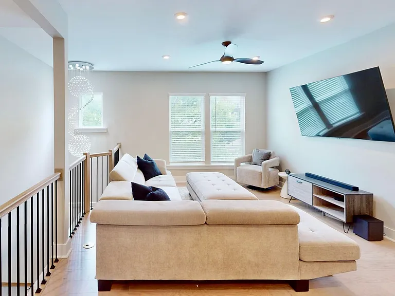 3804 Sky Haven Dr — Photo 6