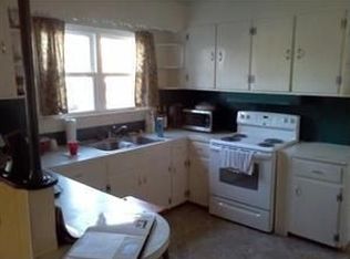 210 3rd St, Hookerton, NC 28538