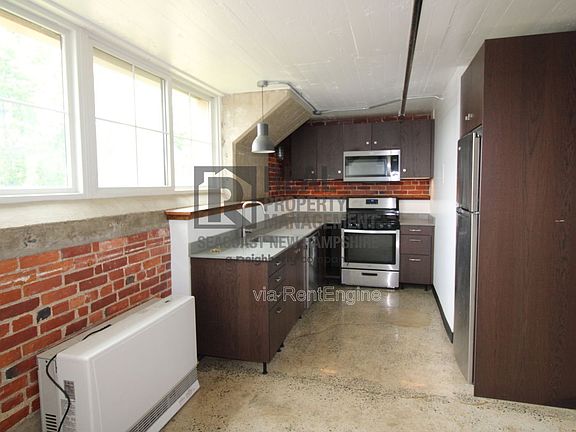 2nd image of 710 Main St #3-C