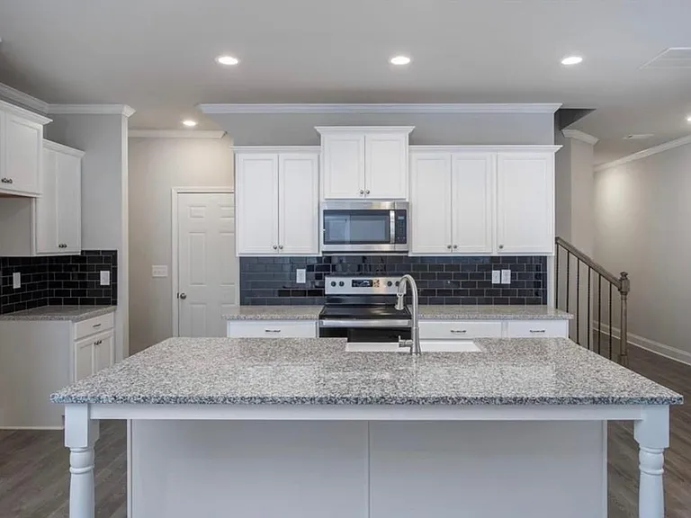 5340 Briggs St #10 — Photo 3