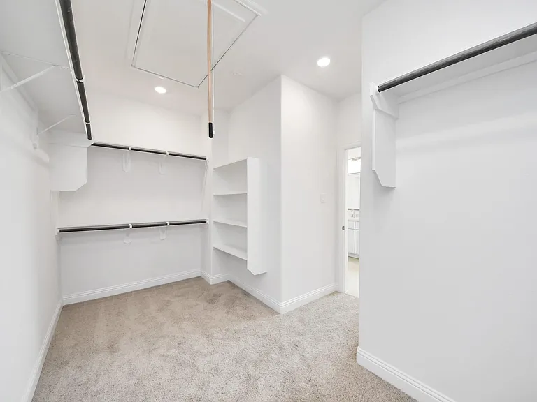4042 Colony Ln — Photo 31