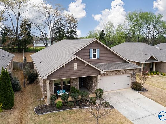4th image of 270 Falcon Ridge Dr