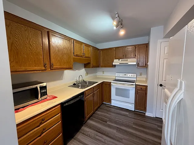 729 Shelby Dr #B — Photo 14