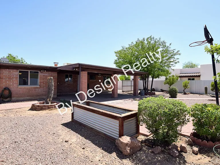 361 E Calle Arizona — Photo 38