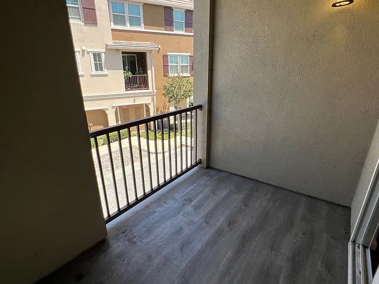 1141 Rock Ave — Photo 12