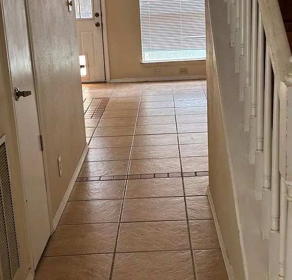 6702 Secession Ln — Photo 1