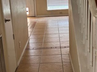 6702 Secession Ln, San Antonio, TX 78240