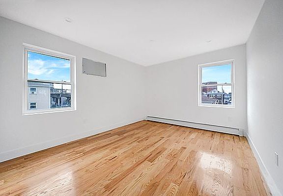 4th image of 315 Beach 68 St #2
