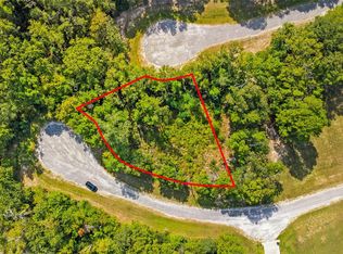 10 Oakwood Ln, Huntsville, TX 77340