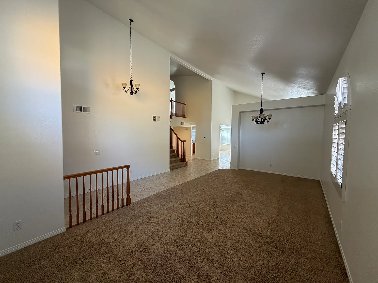 4 bed, 2379 sqft, $3,950 — Photo 4