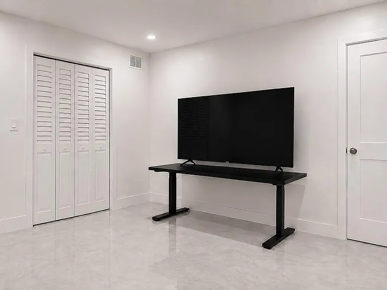6249 Bay Club Dr #3 — Photo 7