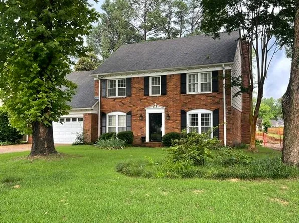 7545 Wheatley Dr, Germantown, TN 38138
