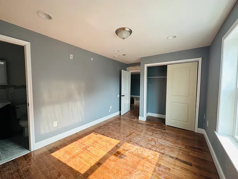1431 N 20th St #2 — Photo 7