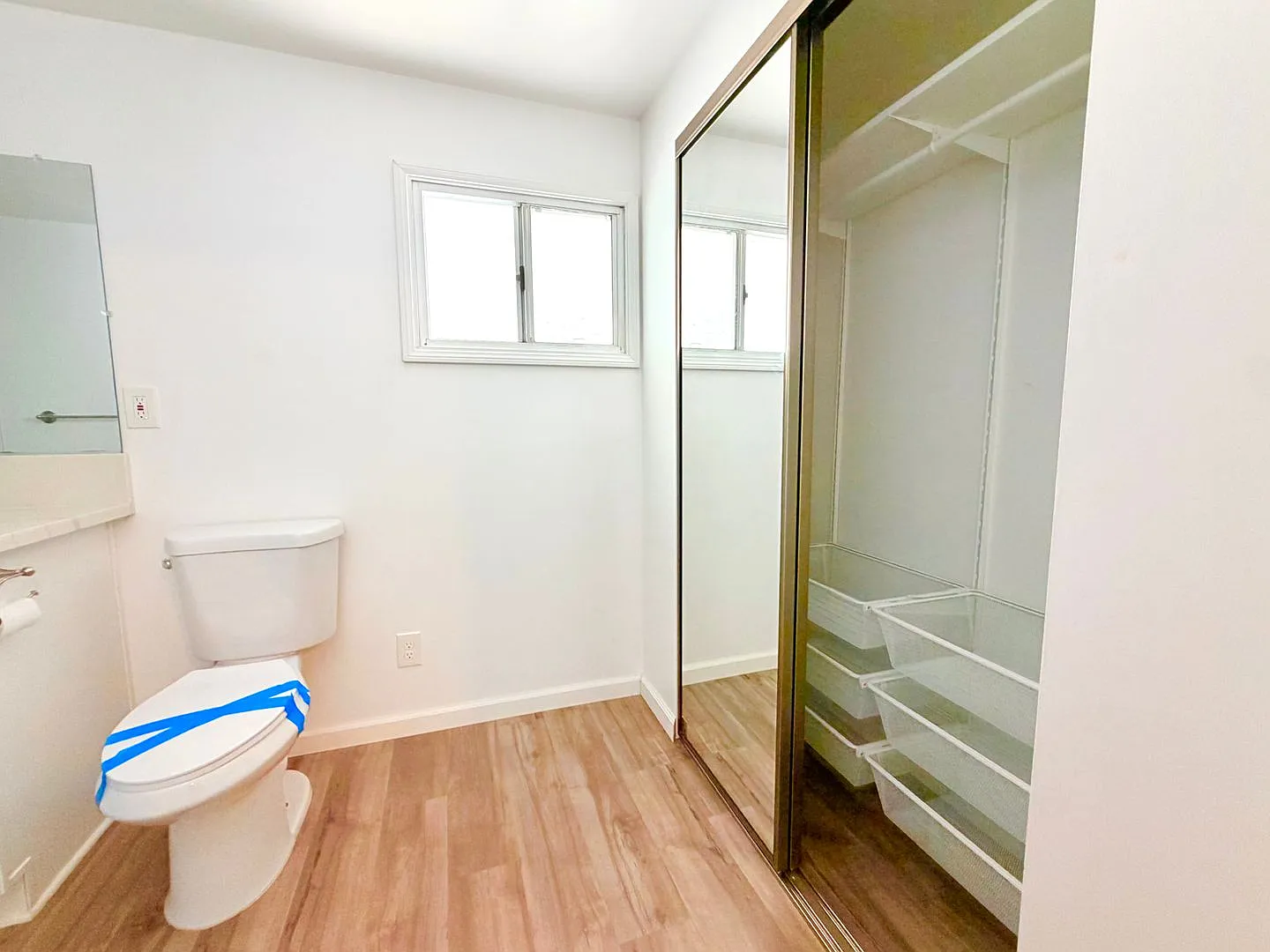 Beautiful Lakewood Home — Photo 4