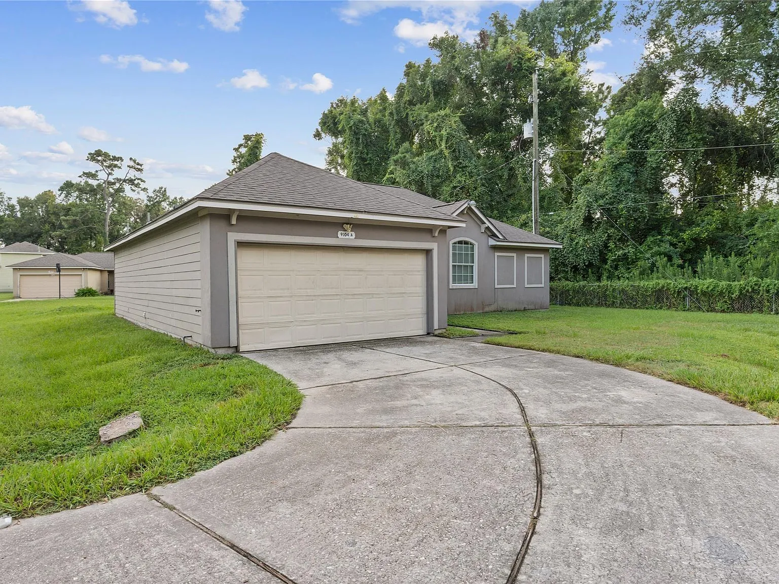 3 bed, 2.0 bath, 1450 sqft, $1,650 — Photo 3