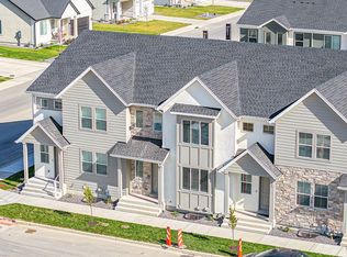 7 S Moonlit Rd, Mapleton, UT 84664