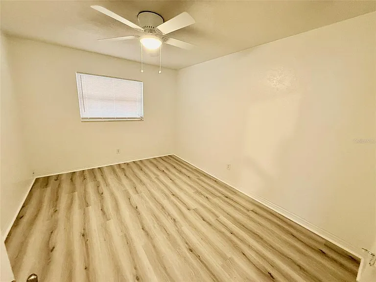 1135 Highland St N #3 — Photo 9