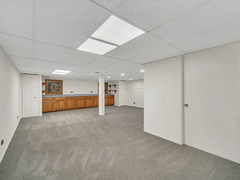 1100 Lockwood Dr — Photo 27