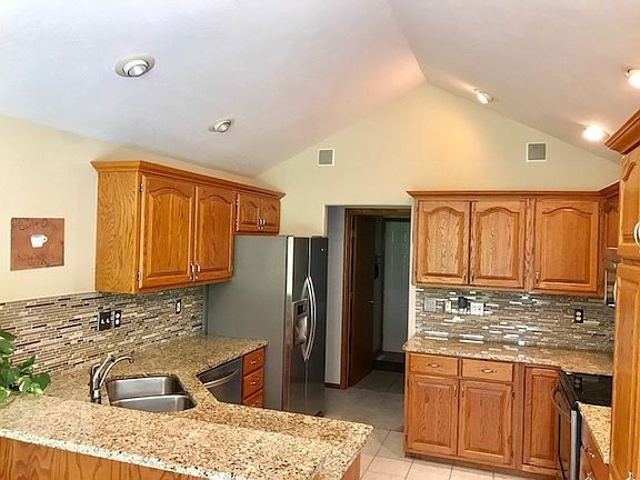 5th image of 1806 W 43rd Street Pl