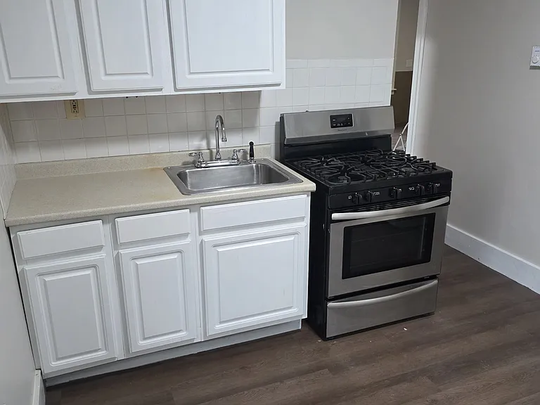 9 McMurray Ct #2 — Photo 5