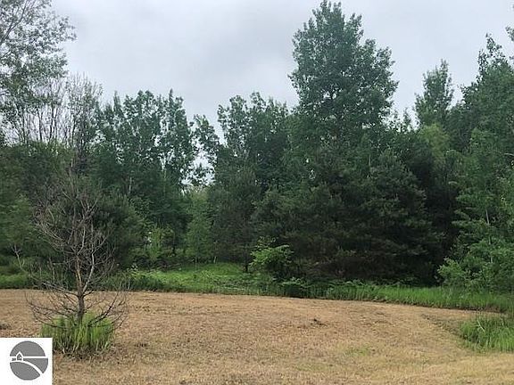 4th image of LOT 5 N Lakeshore Dr