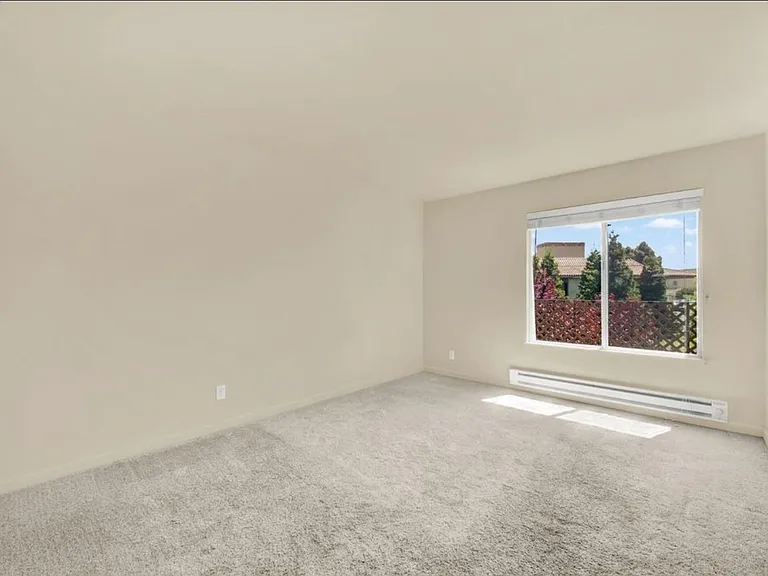 1457 N Camino Alto Dr #318 — Photo 11