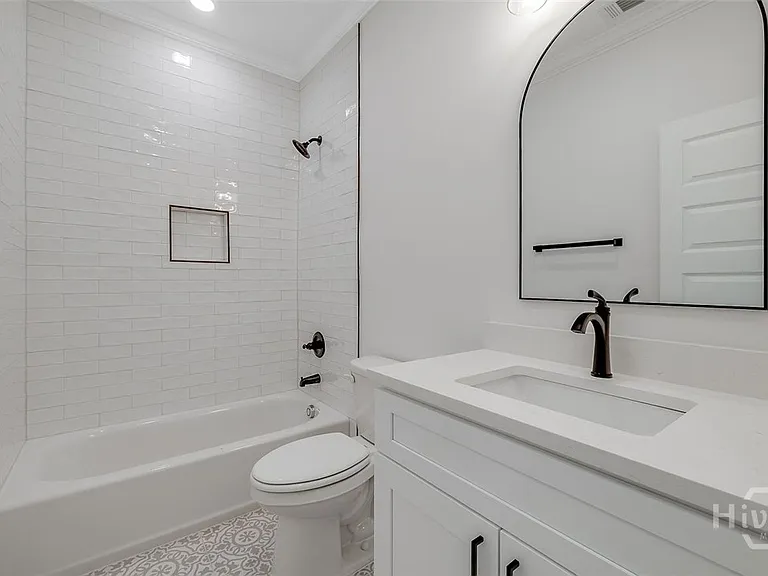 1615 Le Grand St — Photo 22
