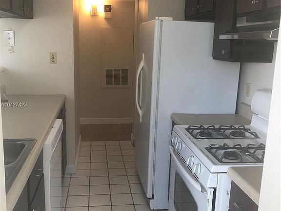 2nd image of 15300 SW 106th Ave #00