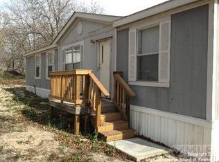 4102 Wild Fox, Elmendorf, TX 78112