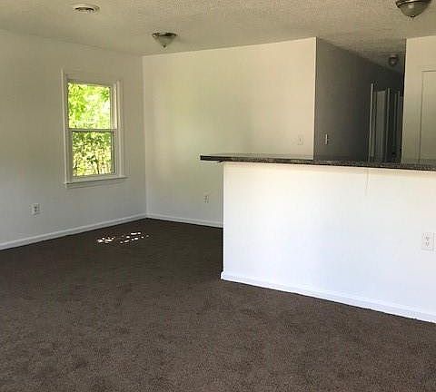 3rd image of 1539 W 40th St #B