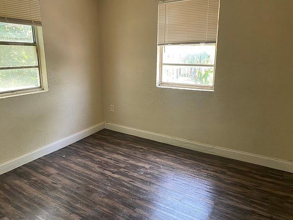 2nd image of 1450 NW 1st Ave APT 12