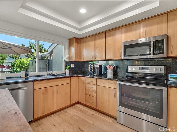 2nd image of 19532 Sandcastle Ln