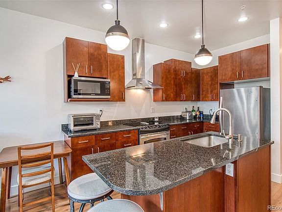 5th image of 2958 N Syracuse St Unit 108