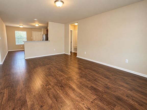 2nd image of 4017 Willow Pointe Dr