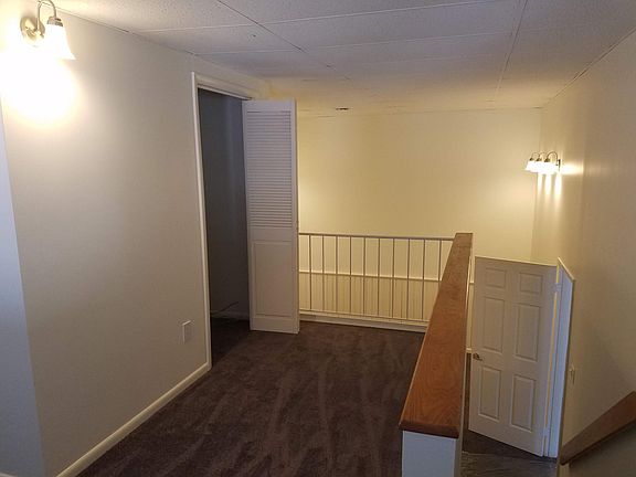 4th image of 209 Hellam St APT 1