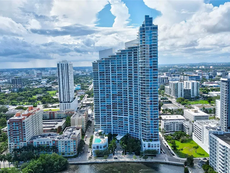 2020 N Bayshore Dr #1905 — Photo 59