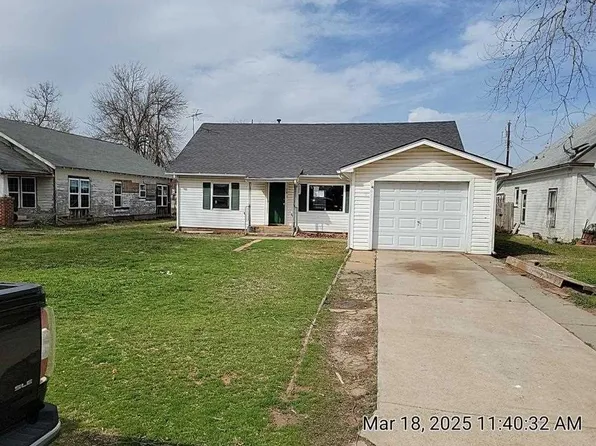 108 S Main St, Verden, OK 73092