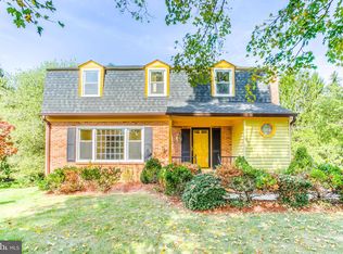 6 Bromwell Ct, Cockeysville, MD 21030