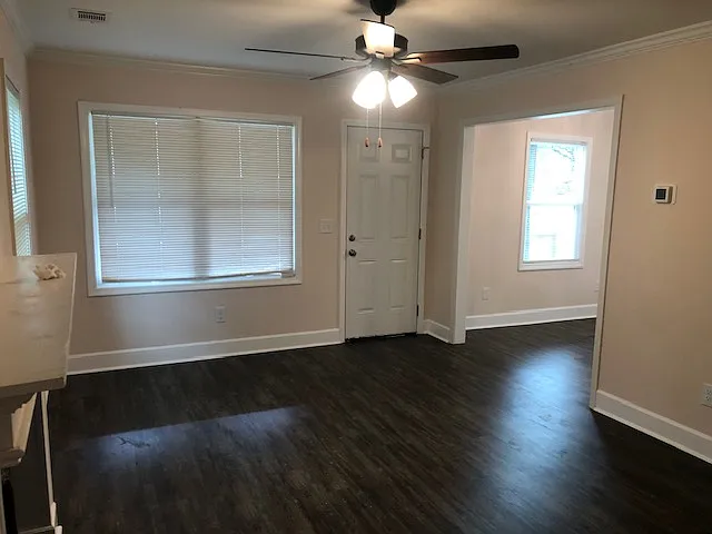1560 Pontiac Pl SE — Photo 3