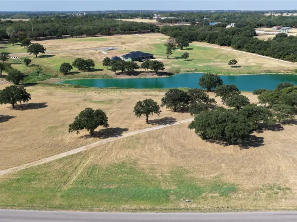 Stone Bridge Blvd, Bowie, TX 76230