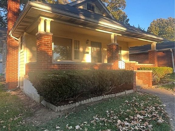 4th image of 1680 Woodlawn Drive