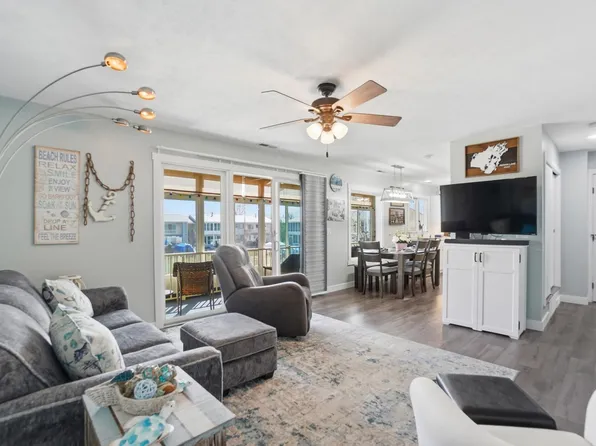 241 Chase Ave #D3u, Russells Pt, OH 43348