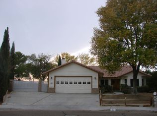 1221 Jennifer Ct, Ridgecrest, CA 93555