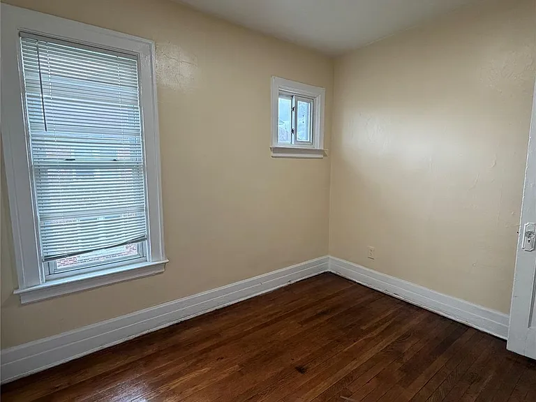 1441 W Euclid St — Photo 11